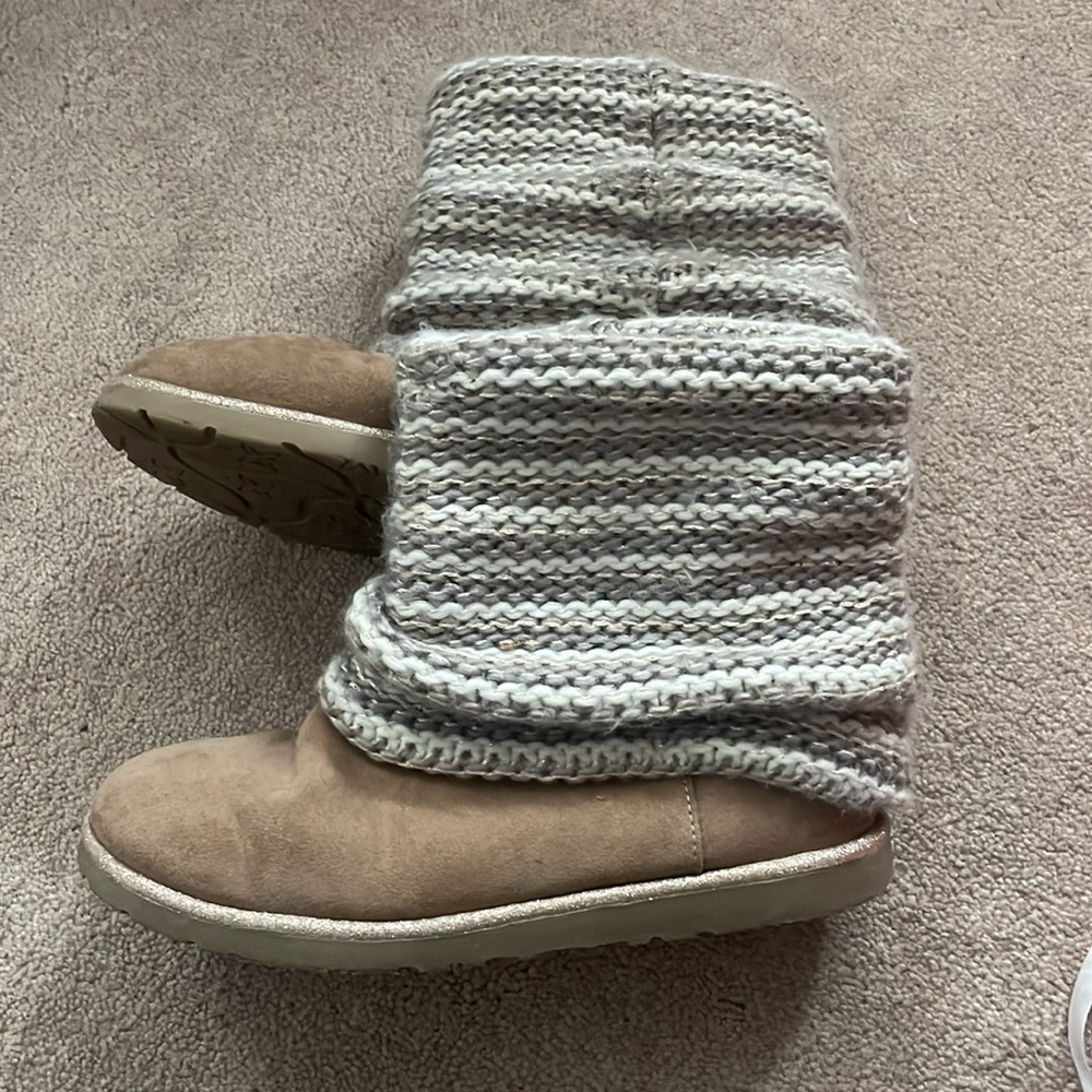 Cozy Knit Tan Kids Boots